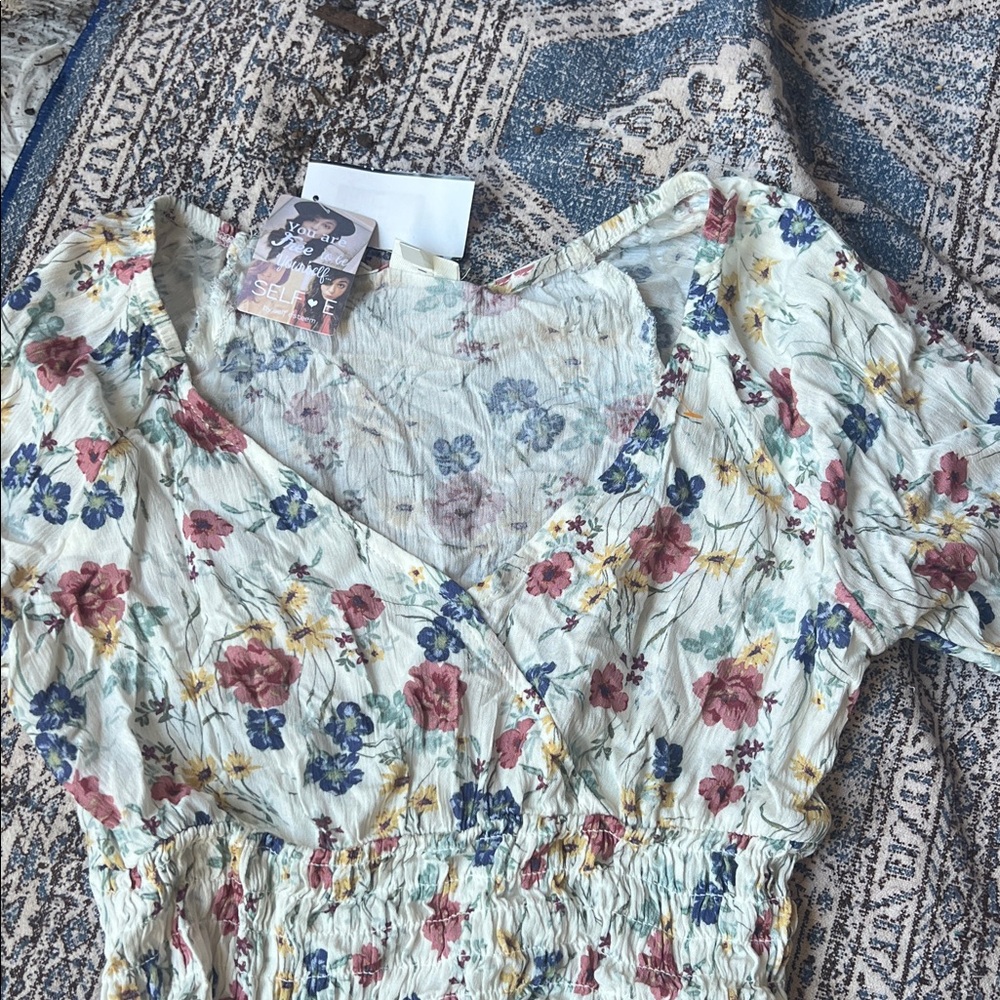 Selfie Leslie Cream Floral V-Neck Smocked Waist Blouse